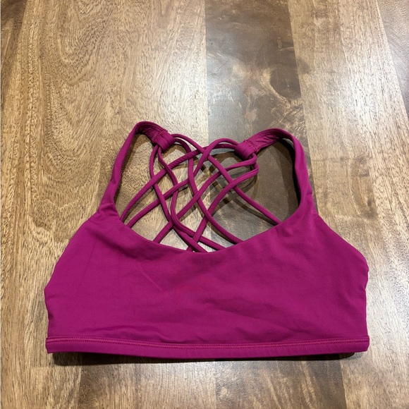 Lululemon bra - Picture 1 of 3